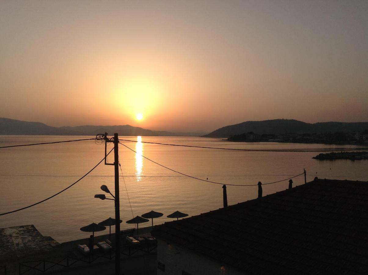 Filippos-Spectacular Area,,,,Panoramic,-Sea- View- Apartments-42M, Just Call On The Photo Number, For Price,Vacancy Etc,,-Next To Vallis Hotel,, 15Meters From Seaside!!! Agria Dış mekan fotoğraf