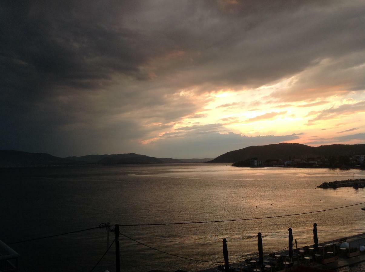 Filippos-Spectacular Area,,,,Panoramic,-Sea- View- Apartments-42M, Just Call On The Photo Number, For Price,Vacancy Etc,,-Next To Vallis Hotel,, 15Meters From Seaside!!! Agria Dış mekan fotoğraf