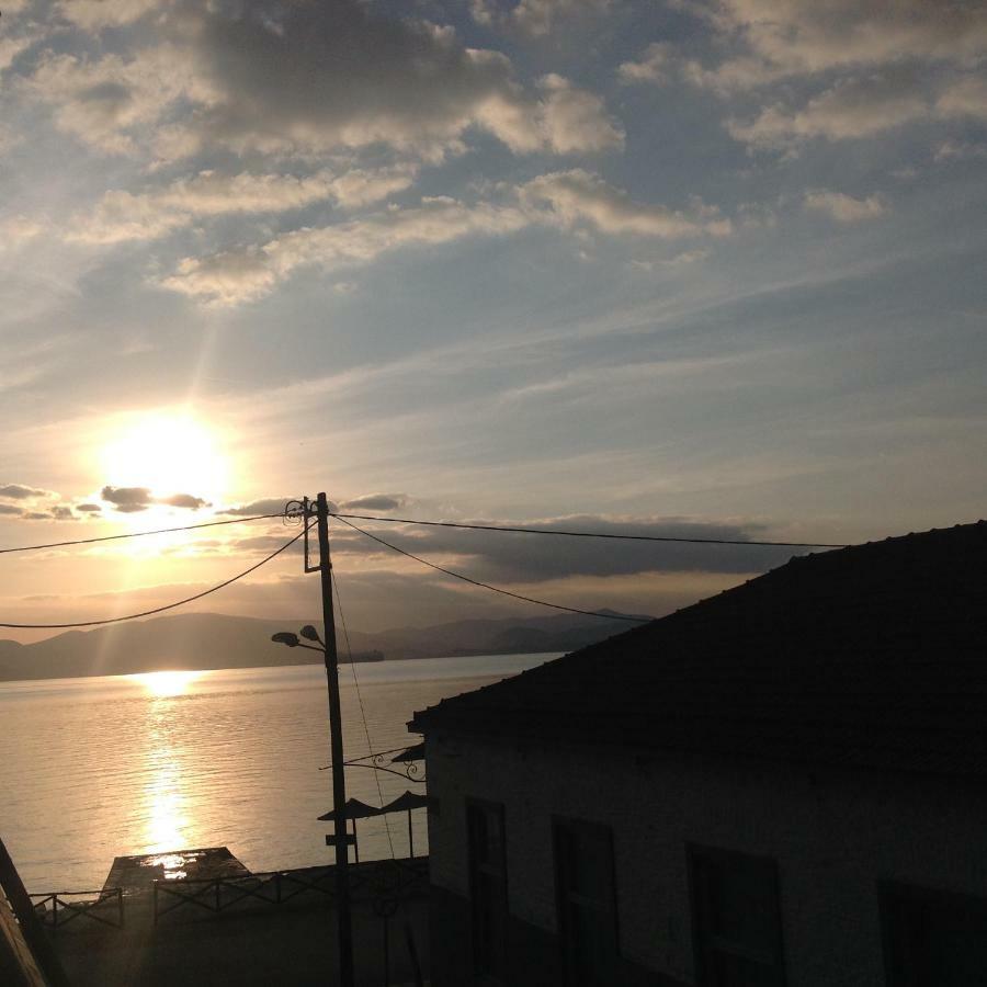 Filippos-Spectacular Area,,,,Panoramic,-Sea- View- Apartments-42M, Just Call On The Photo Number, For Price,Vacancy Etc,,-Next To Vallis Hotel,, 15Meters From Seaside!!! Agria Dış mekan fotoğraf